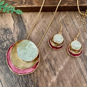Layered Necklace & Earrings Set – Elegant