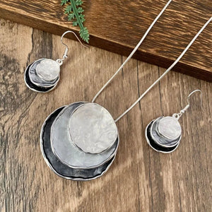 Layered Necklace & Earrings Set – Elegant