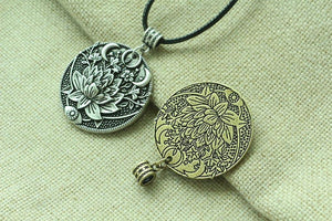 Lotus Crescent Moon Necklace -Necklaces My Zen Temple