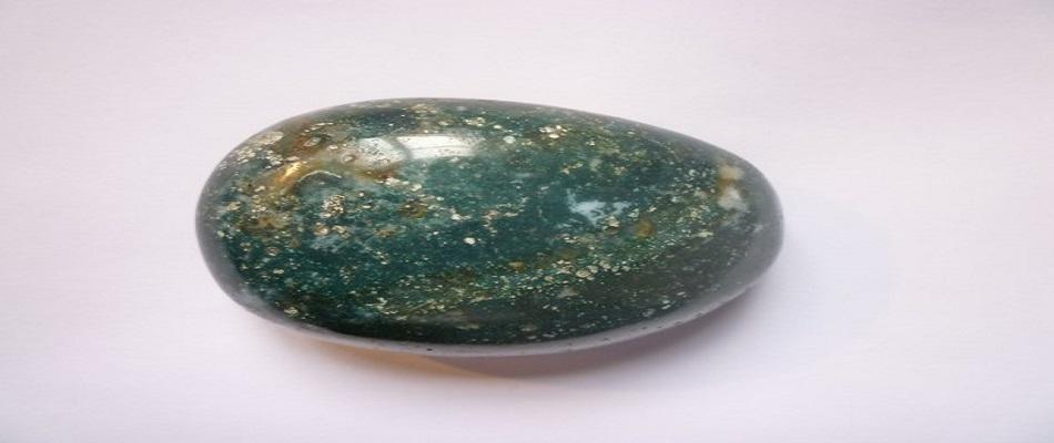 Green King Jasper "Heal Physical Pain" Meaning - My Zen Temple