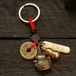 Lucky Cat Feng Shui Keychain – Wealth